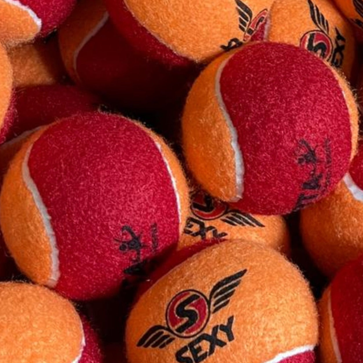 sxy-slow-motion-balles-de-beach-tennis-ralenties image 1