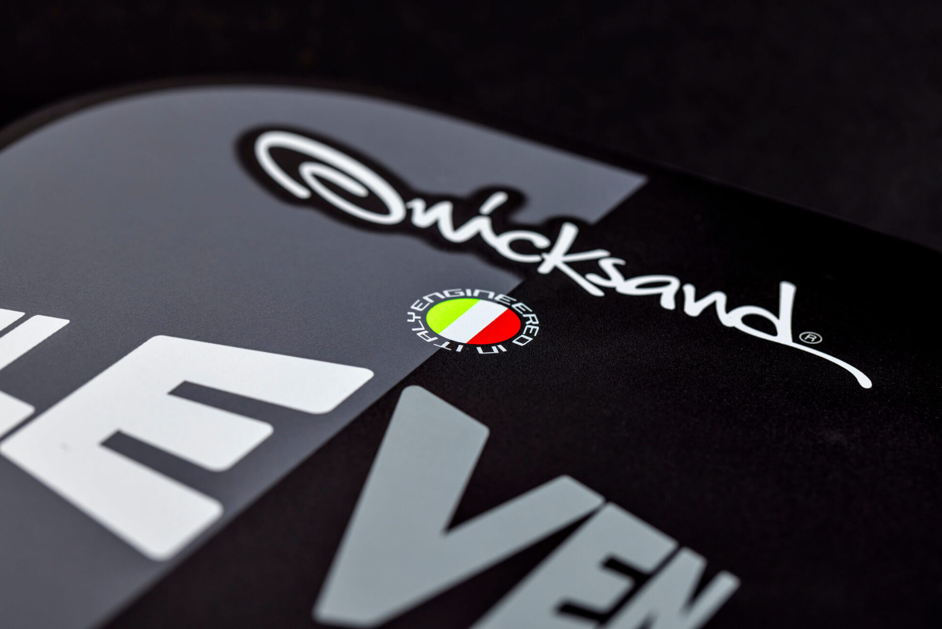 quicksand-eleven-k3-raquette-de-pickleball-full-carbone image 4