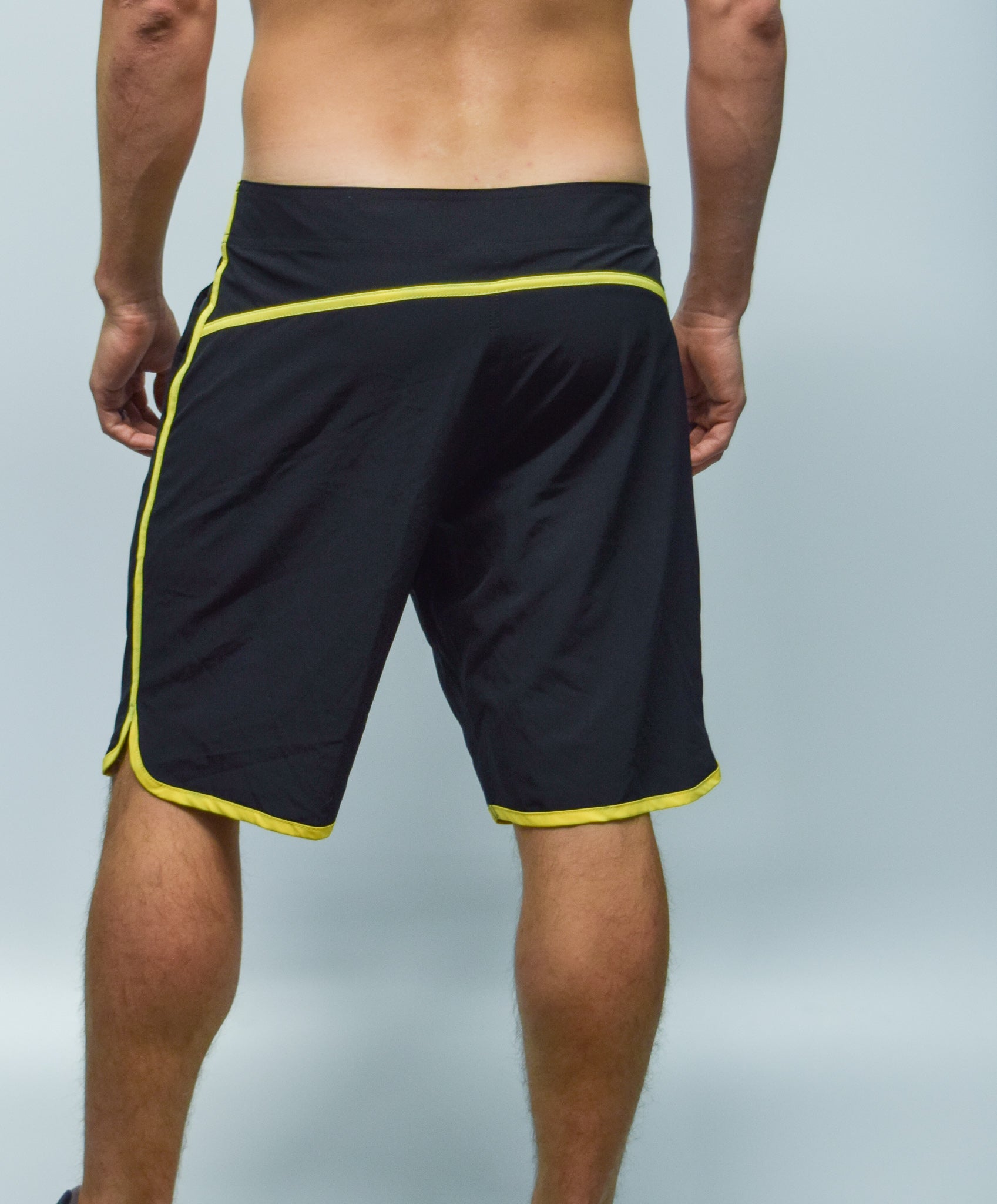sxy-classic-hybrid-short-competition-homme-jaune image 2